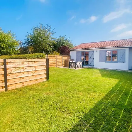 Holiday home Zeepolder Ref, 230 *